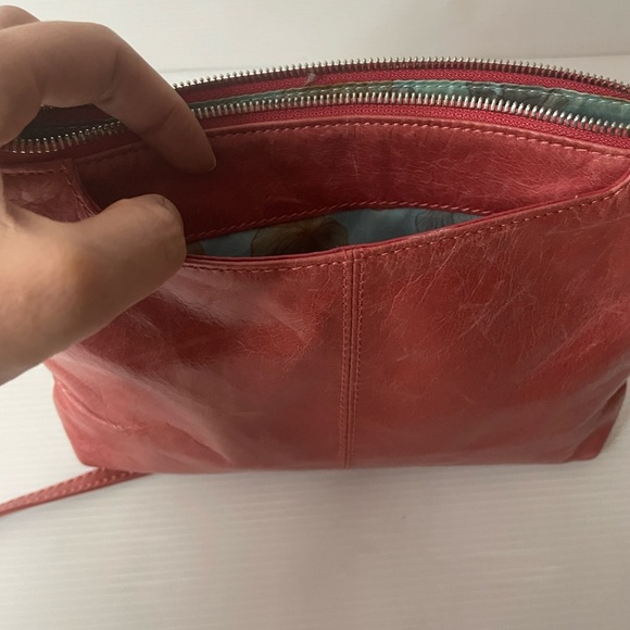 Hobo Red Pink Mara Crossbody Leather Bag - Picture 13 of 13